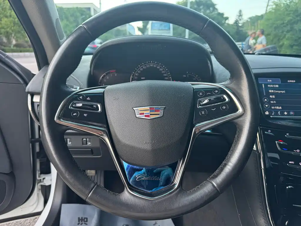 Cadillac ATS-L 2018 — фото 15