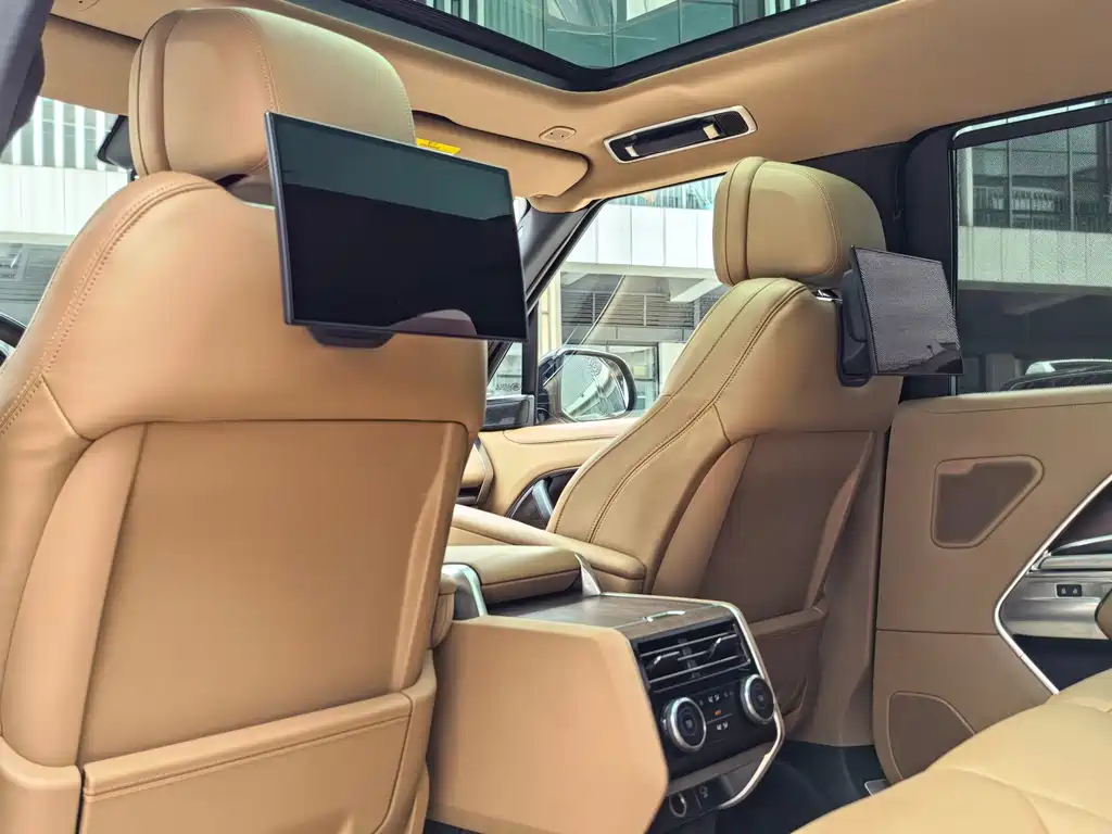 Land Rover Range Rover 2022 — фото 15