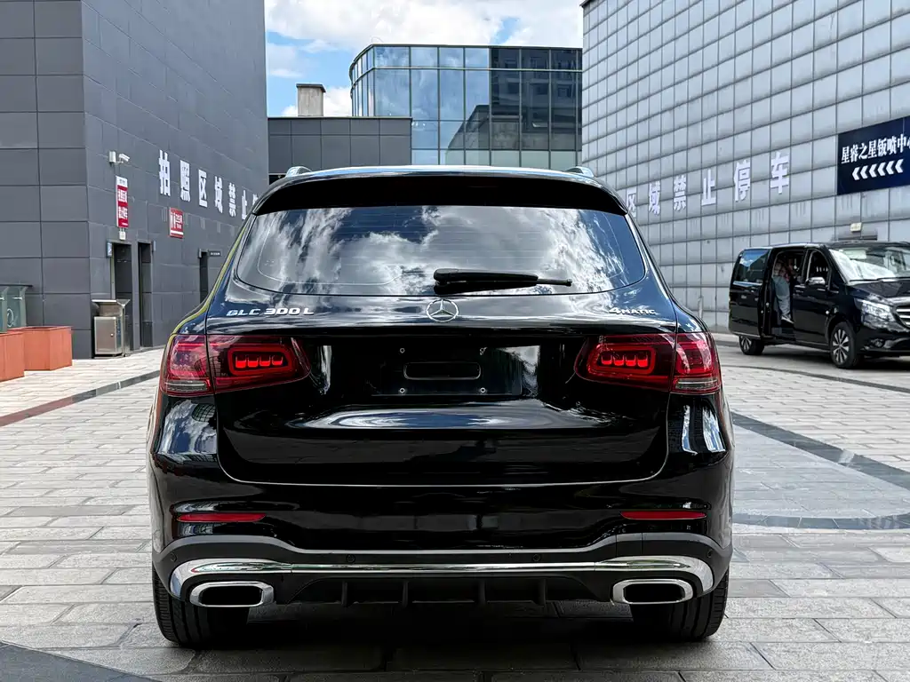 Mercedes-Benz GLC 2022 — фото 5