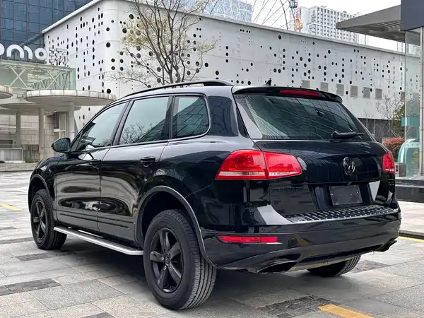 Volkswagen Touareg 2014