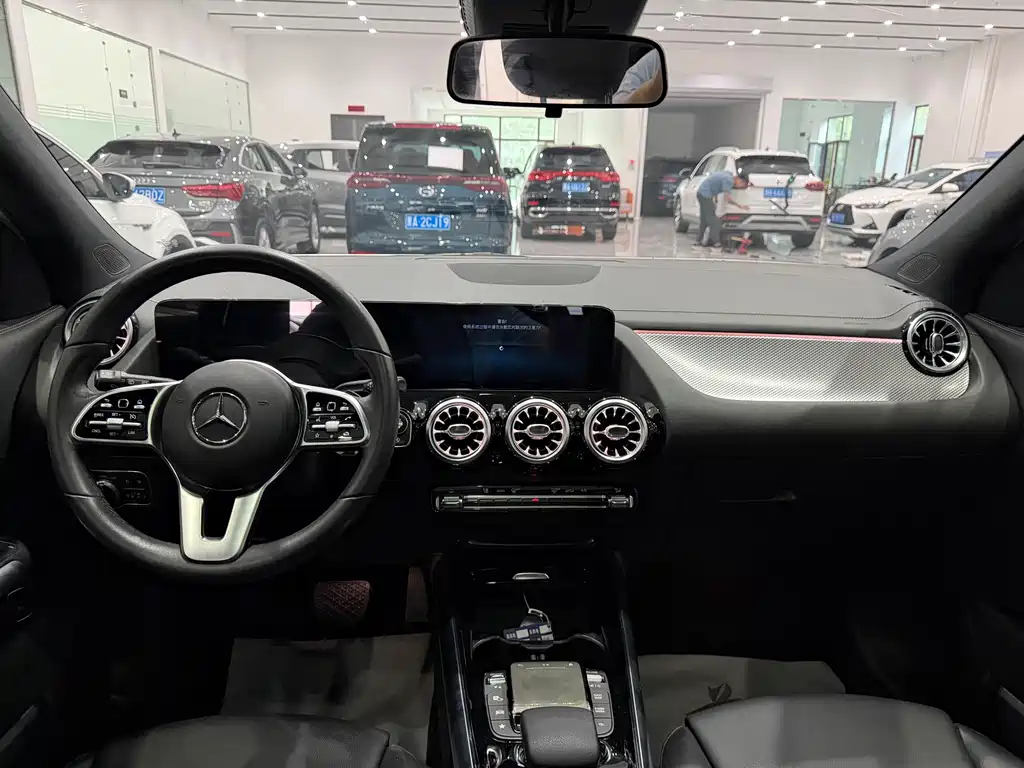 Mercedes-Benz GLA 2021 — фото 18