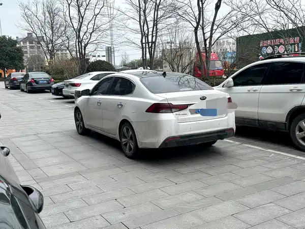 Kia K4 2017