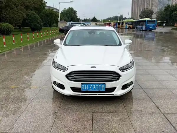 Ford Mondeo 2014