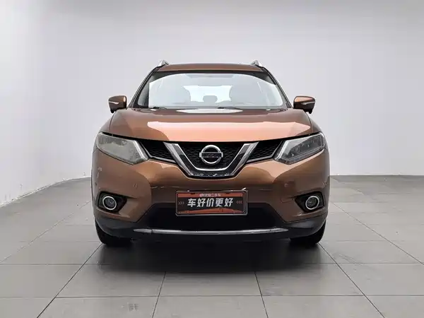 Nissan X-Trail 2015