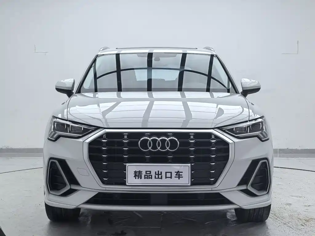 Audi Q3 2023 — фото 2