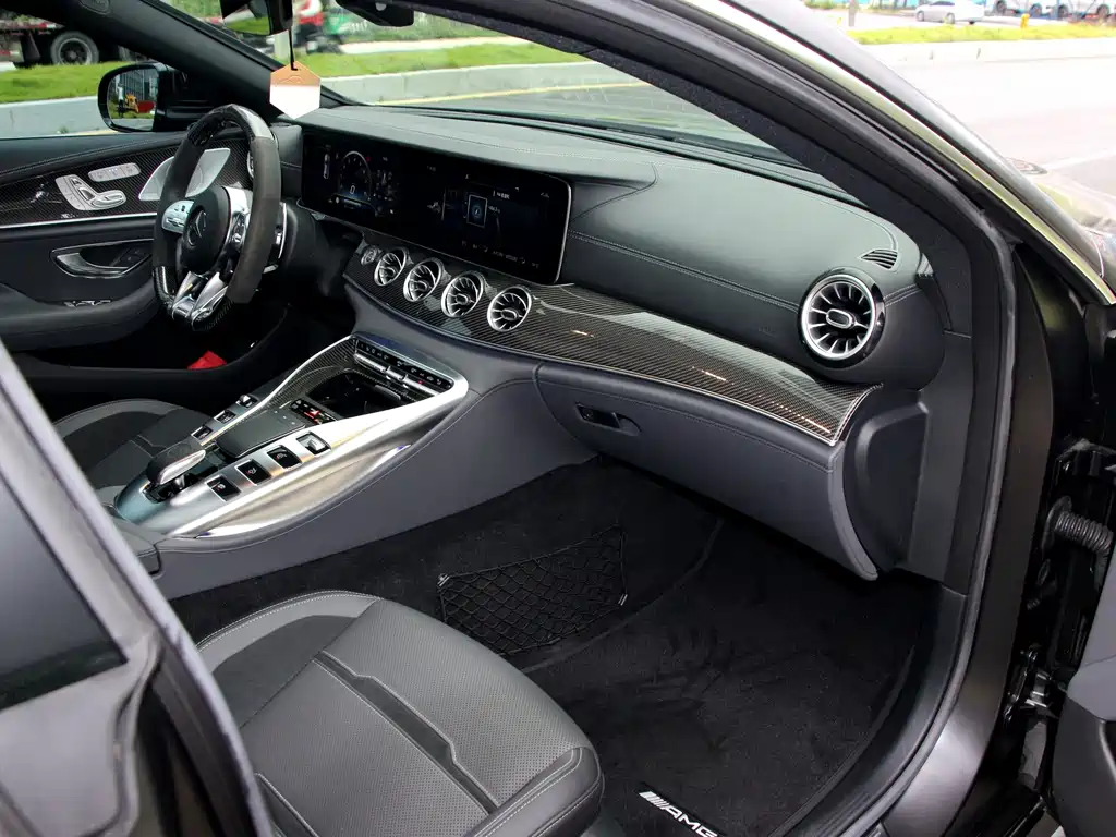 Mercedes-Benz AMG GT 2020 — фото 17