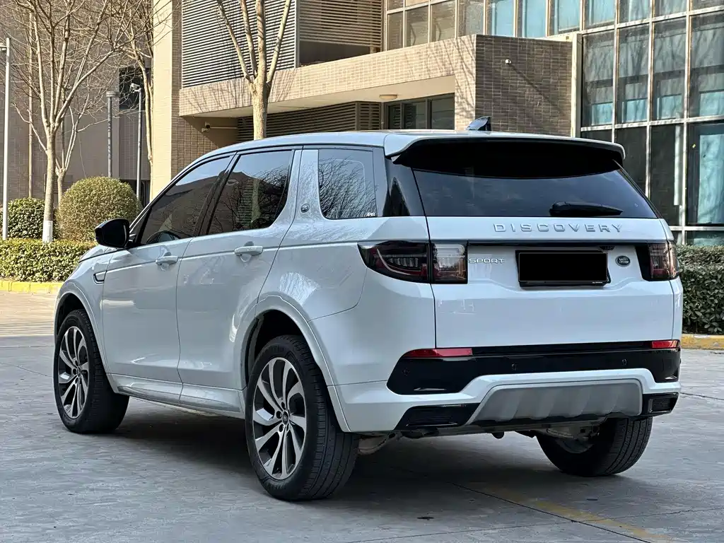 Land Rover Discovery Sport 2024 — фото 13