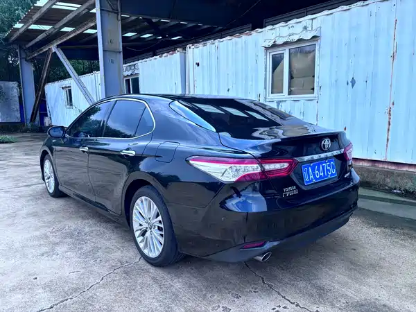 Toyota Camry 2019