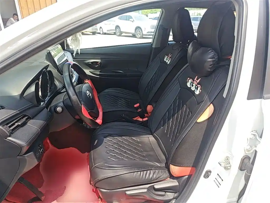 Toyota Yaris L 2021 — фото 15