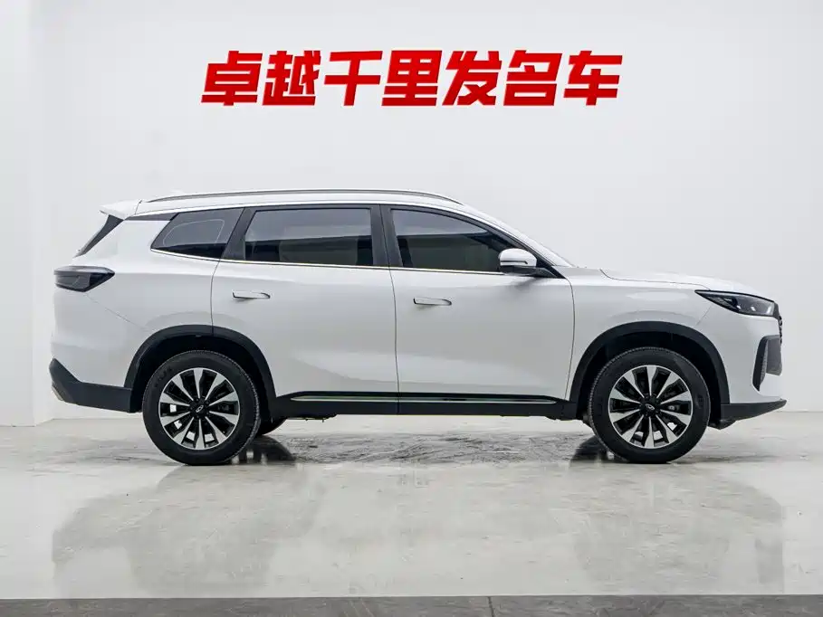 Chery Tiggo 8 PLUS 2026 — фото 8