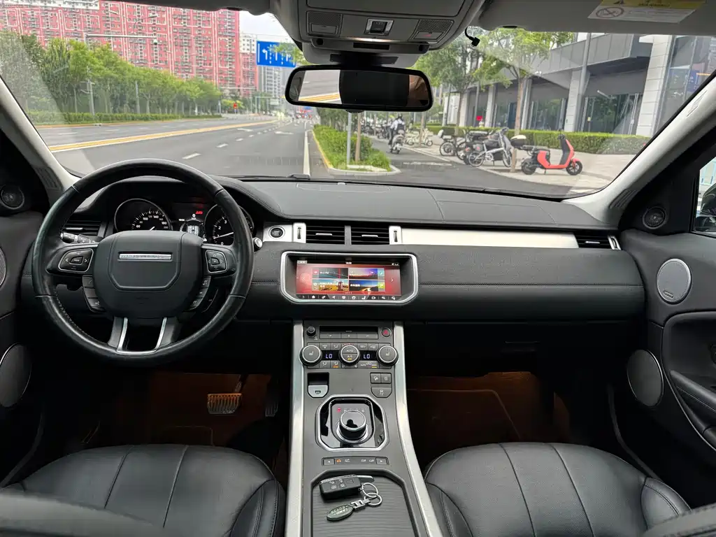 Land Rover Range Rover Evoque 2017 — фото 7