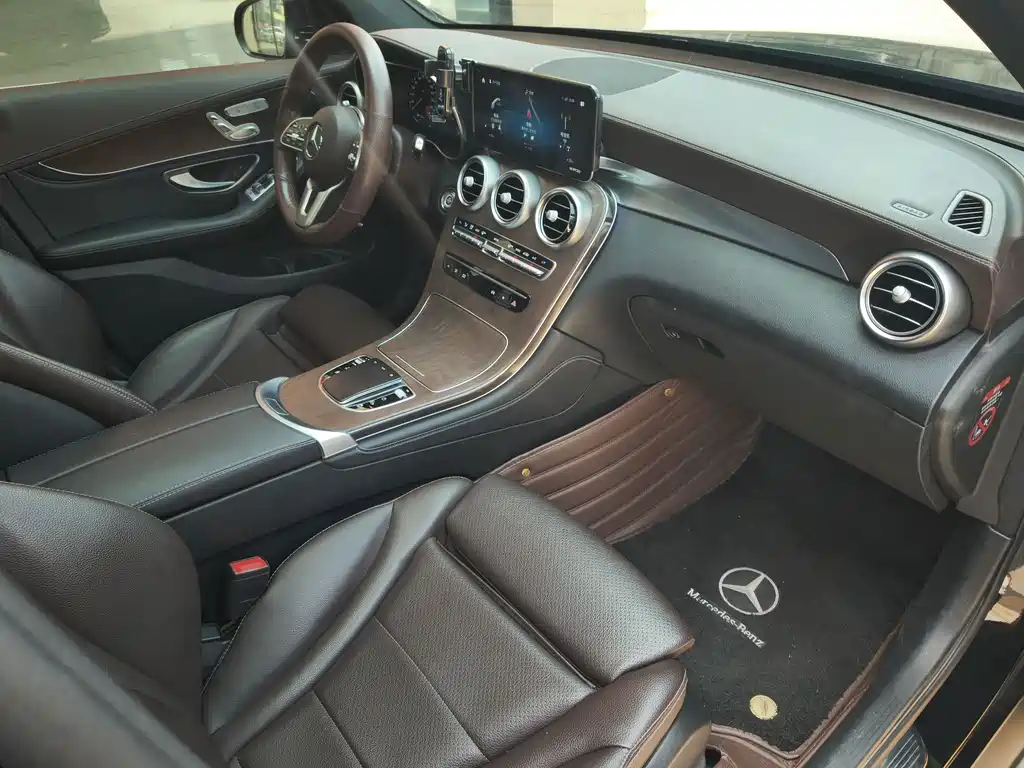 Mercedes-Benz GLC 2020 — фото 10