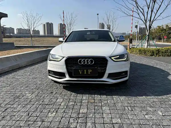 Audi A4L 2013