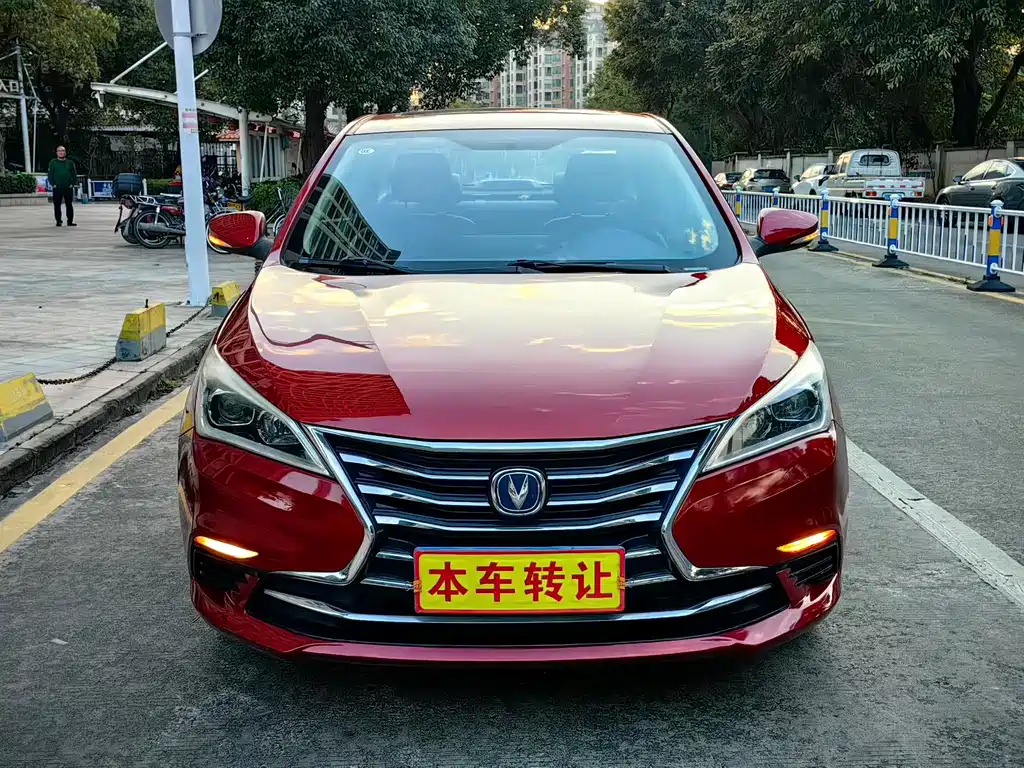 Changan Eado DT 2018 — фото 2