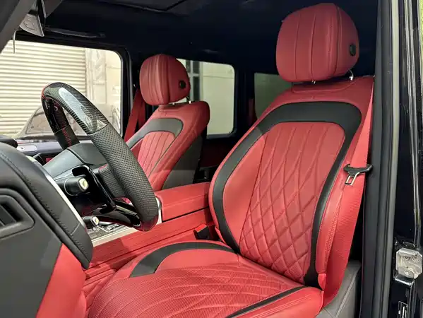 Mercedes-Benz G-Class 2010