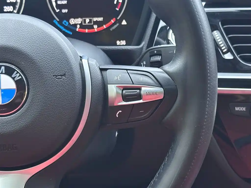 BMW 1 Series 2021 — фото 17