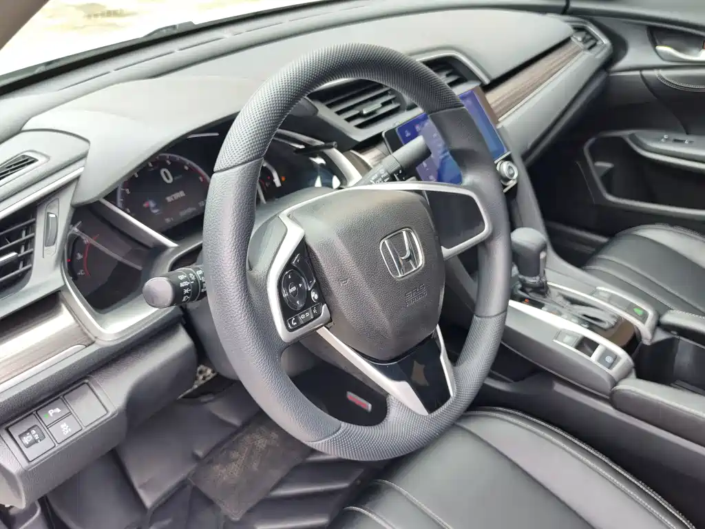 Honda Civic 2021 — фото 13