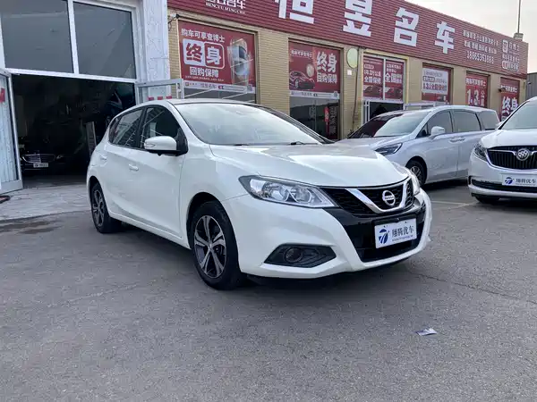 Nissan Tiida 2016