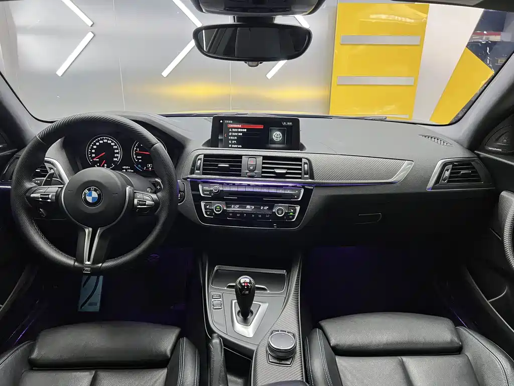 BMW M2 2017 — фото 21