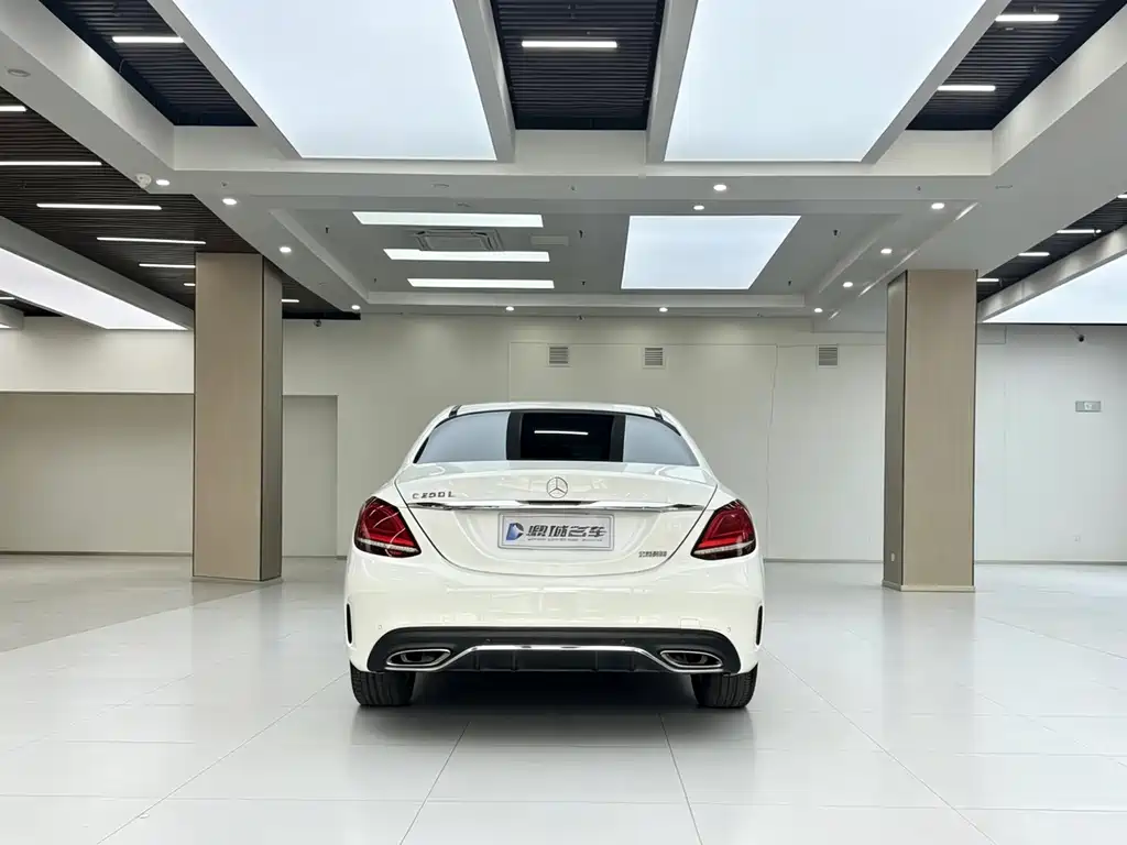 Mercedes-Benz C-Class 2019 — фото 13