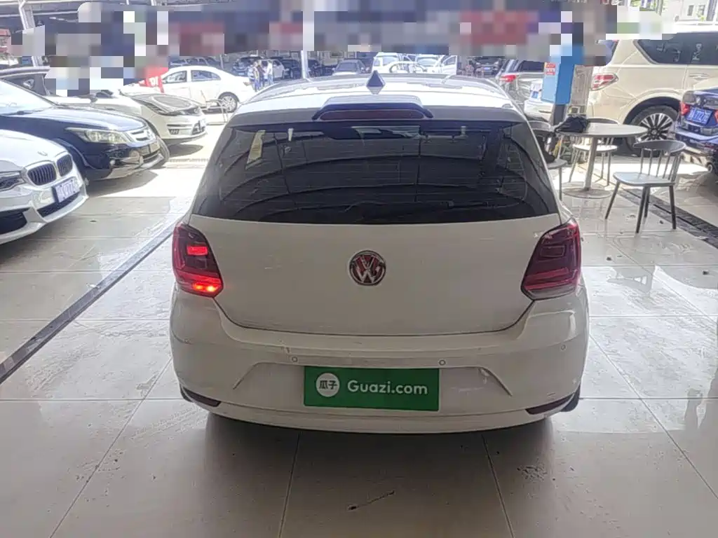 Volkswagen Polo 2015
