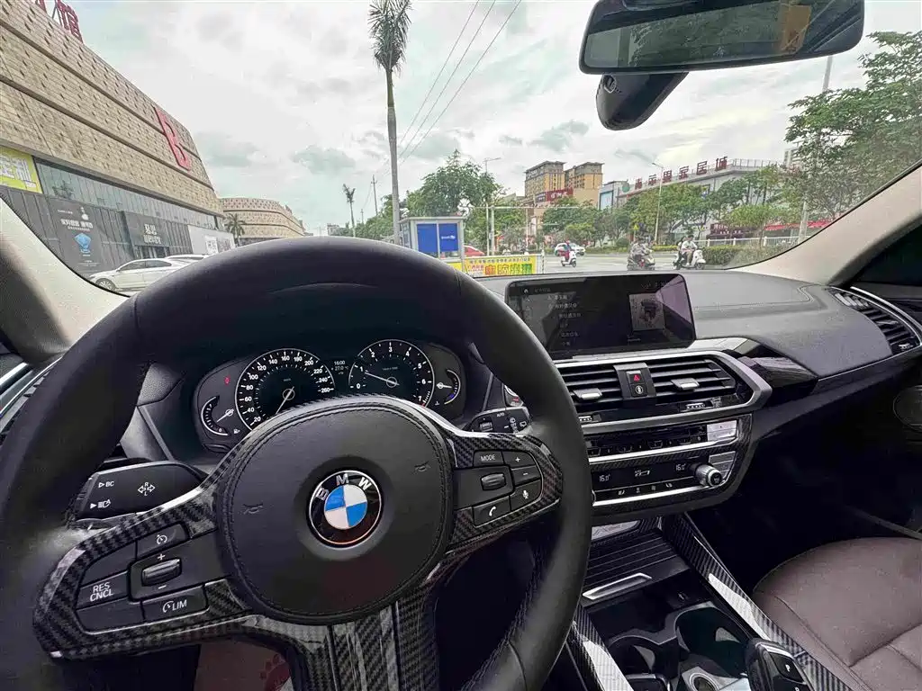 BMW X3 2018 — фото 16
