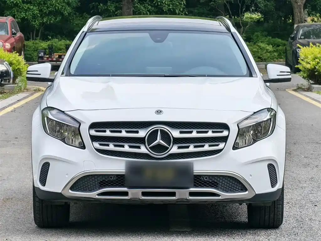 Mercedes-Benz GLA 2018 — фото 18
