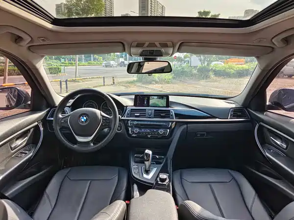 BMW 3 Series 2016