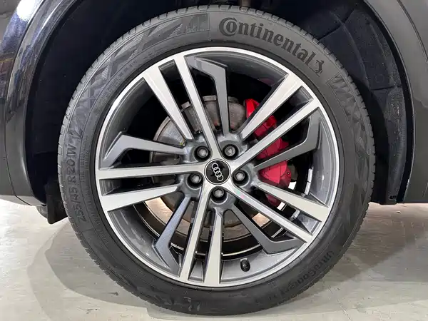 Audi Q5L 2024