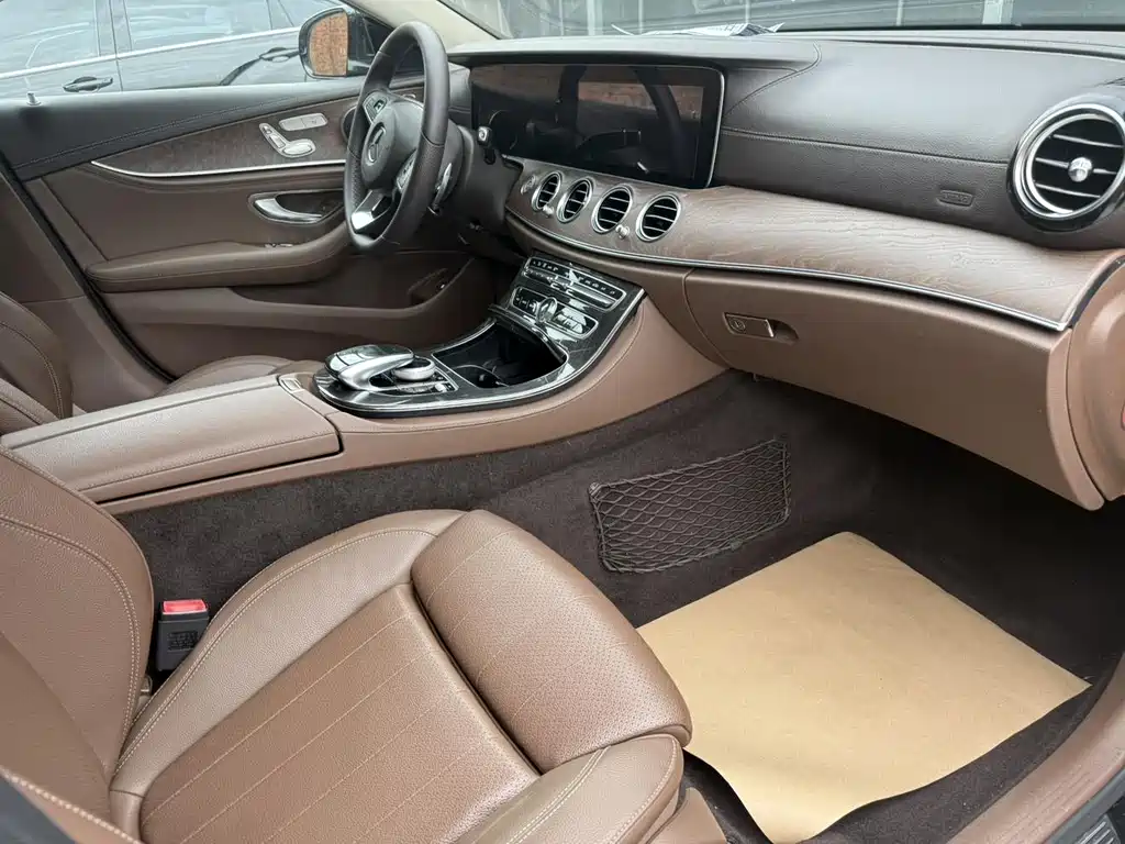 Mercedes-Benz E-Class 2017