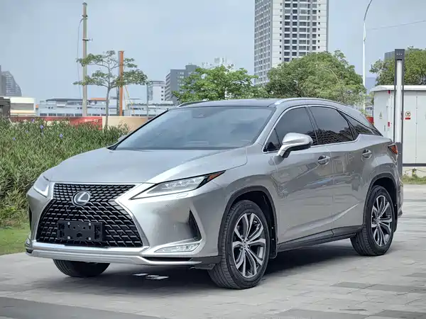 Lexus RX 2022