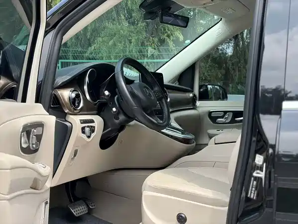 Mercedes-Benz V-Class 2022