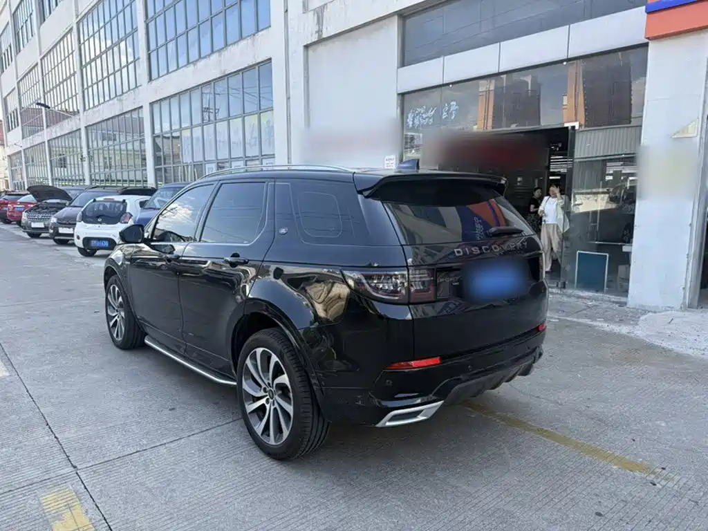 Land Rover Discovery Sport 2021 — фото 8