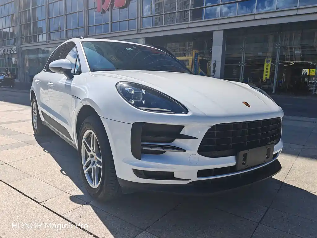 Porsche Macan 2021 — фото 2