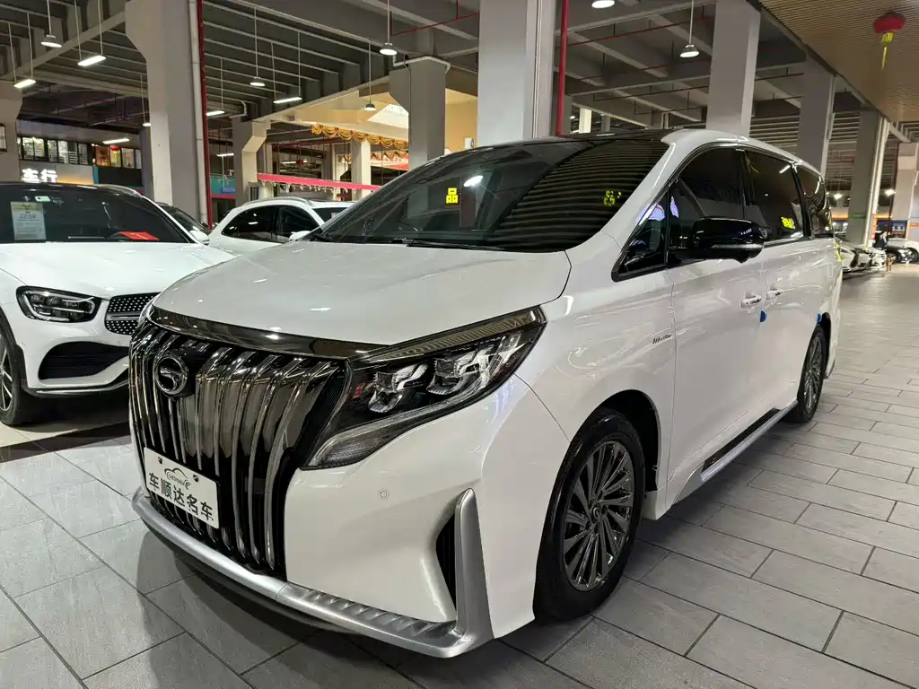 GAC Motor Trumpchi M8 2022 — фото 1