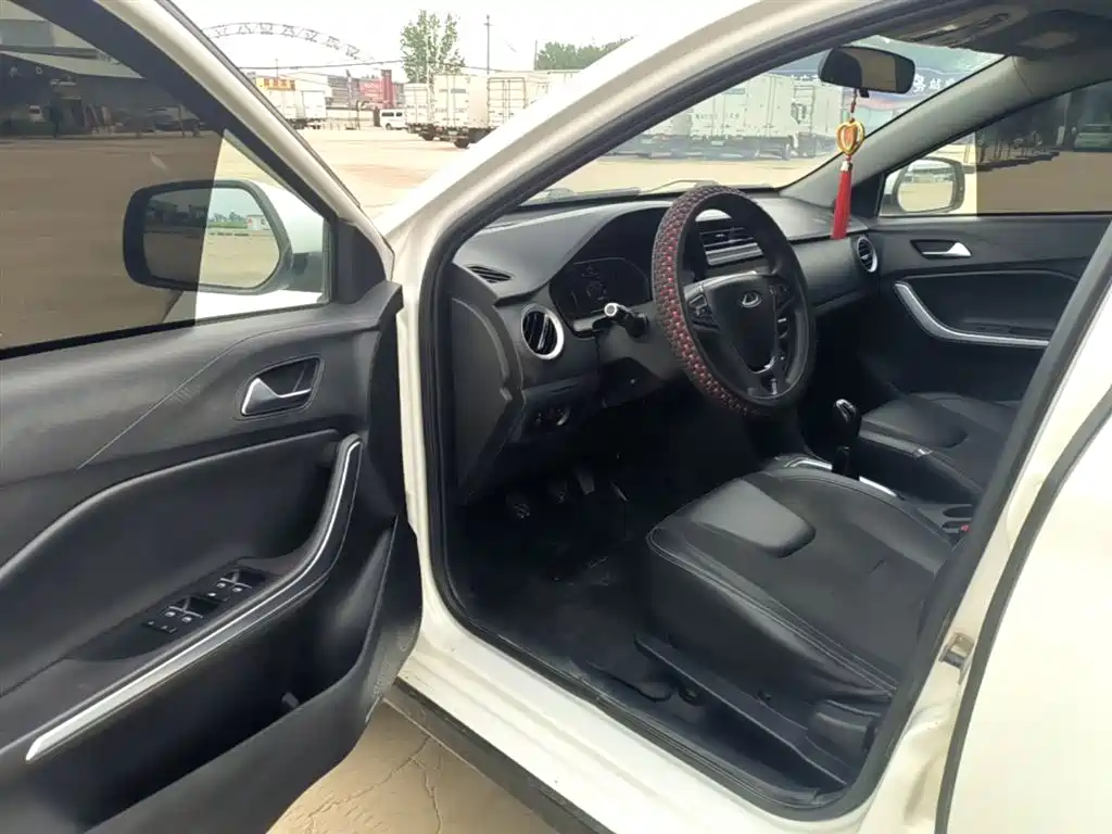 Chery Tiggo 3x 2020 — фото 16
