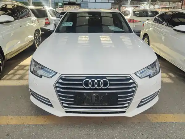Audi A4L 2017
