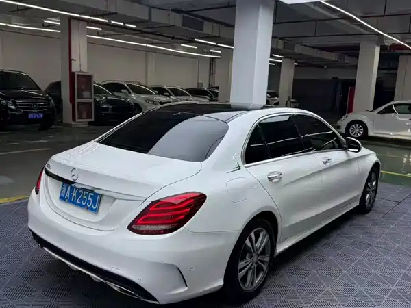 Mercedes-Benz C-Class 2017