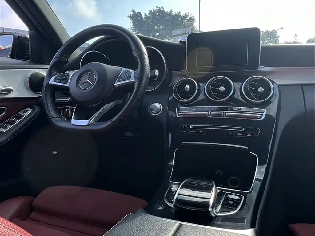 Mercedes-Benz C-Class 2018 — фото 8