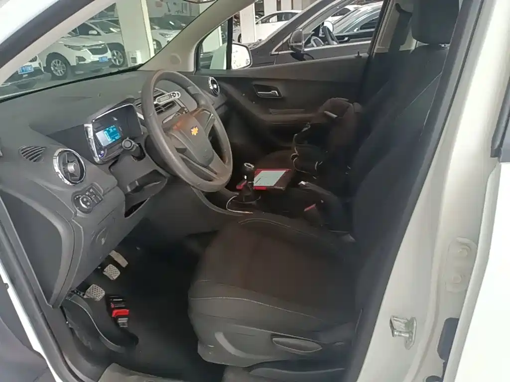 Chevrolet Trax 2014 — фото 15