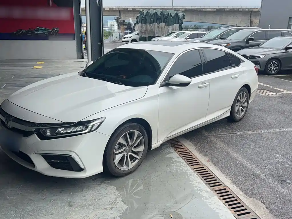 Honda Inspire 2020