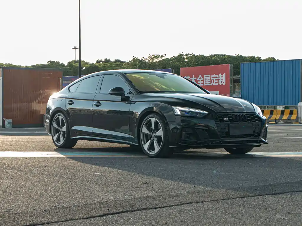 Audi S5 2023 — фото 3