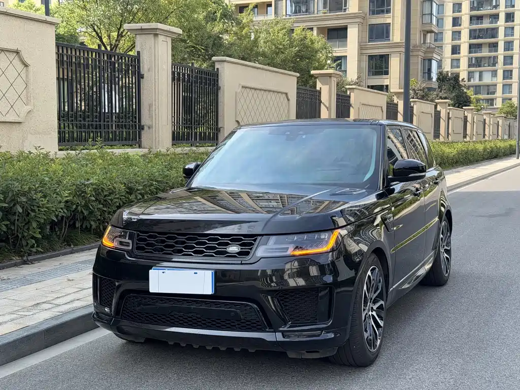 Land Rover Range Rover Sport 2022 — фото 1
