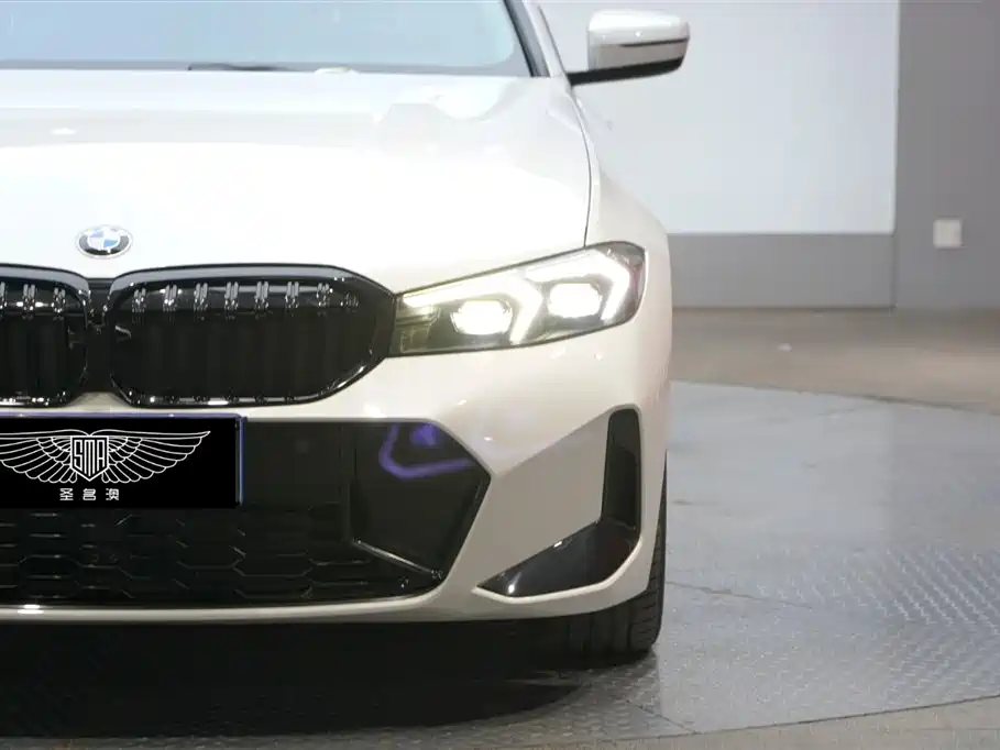 BMW 3 Series 2024