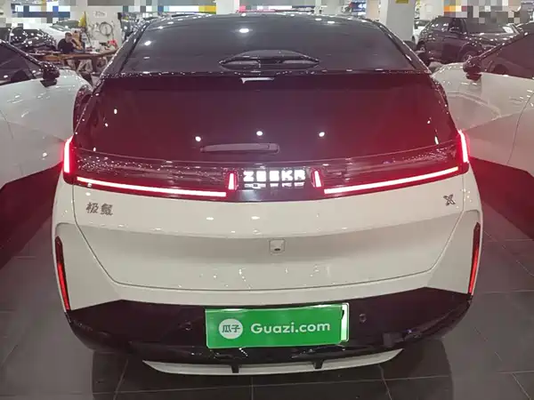 Zeekr X 2023