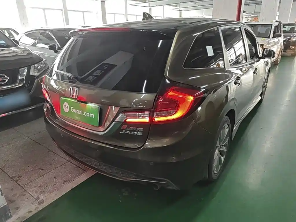 Honda Jade 2017