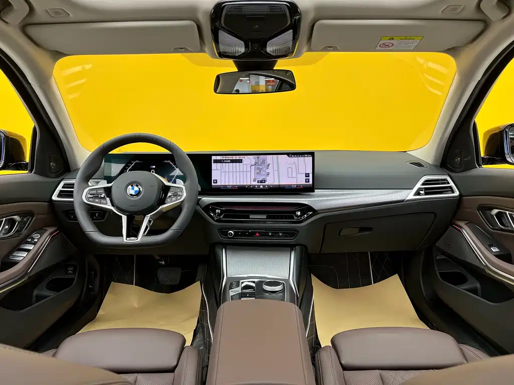 BMW 3 Series 2025 — фото 15