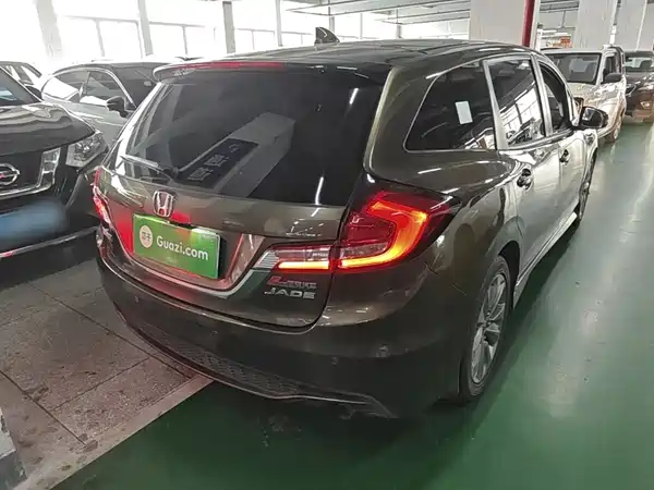 Honda Jade 2017