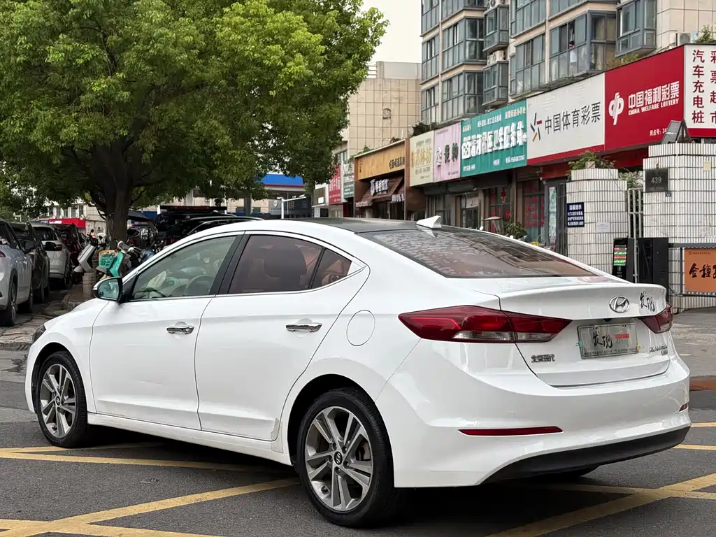 Hyundai Celesta 2017 — фото 13