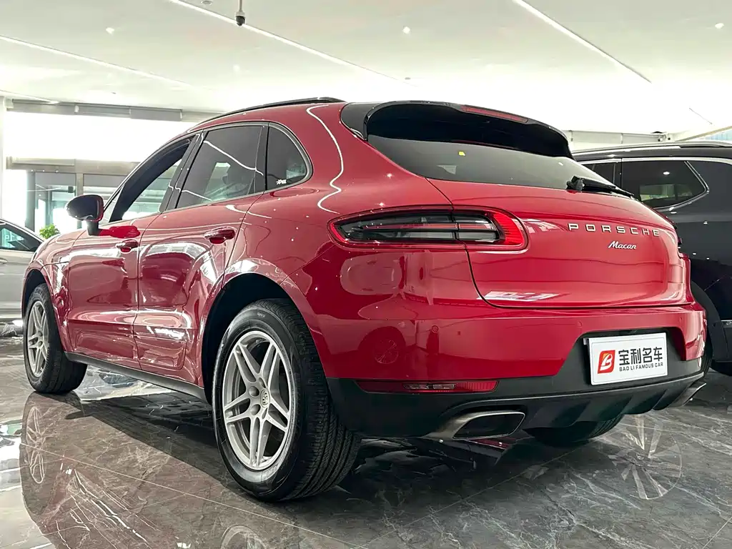 Porsche Macan 2018 — фото 3